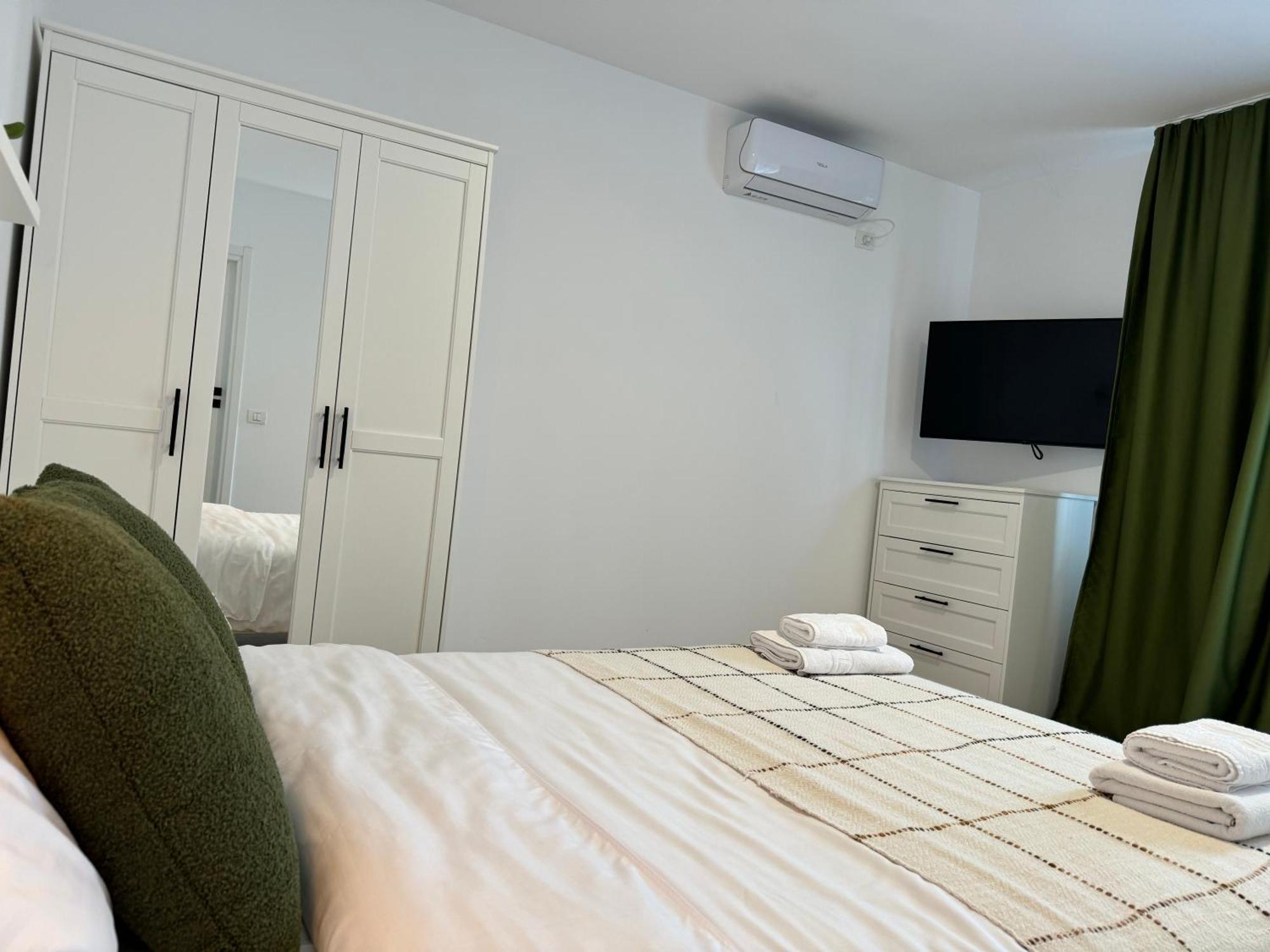 Sky Residence Airport Therme Otopeni 1 Bagian luar foto